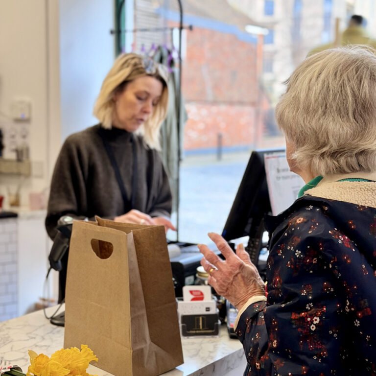 wadrrobe-volunteers-5